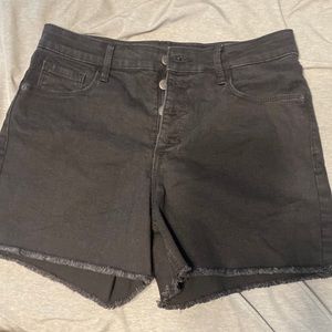 Black high rise secret slim pocket shorts